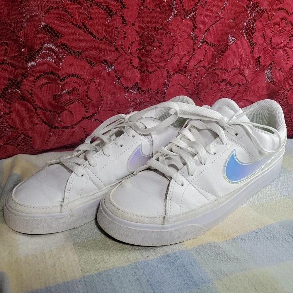 Women's Nike Court‎ Legacy White Leather Iridescent Sneaker Size 7.5 FD0820-100